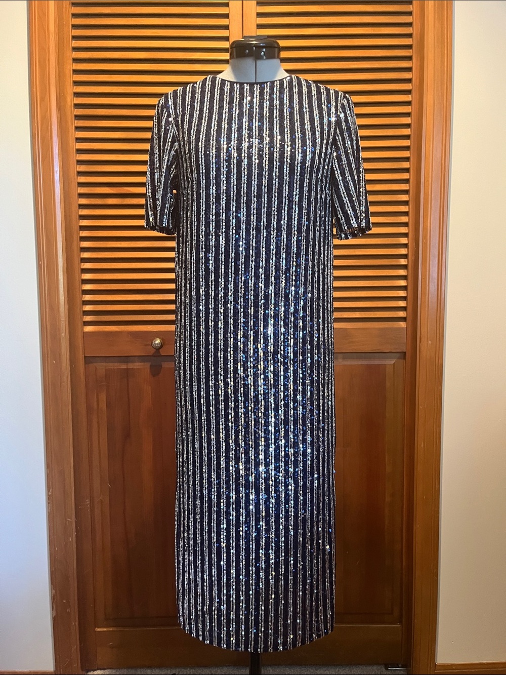 Anthropologie Black and Silver Sequin Stripe Shift Dress XXS - Picture 2 of 9